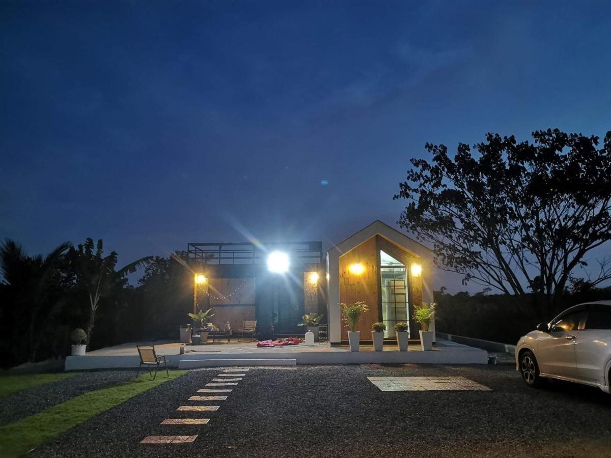 Holiday home Cana​ Garden​ House​ โฮมสเตย์​ Ban Khok