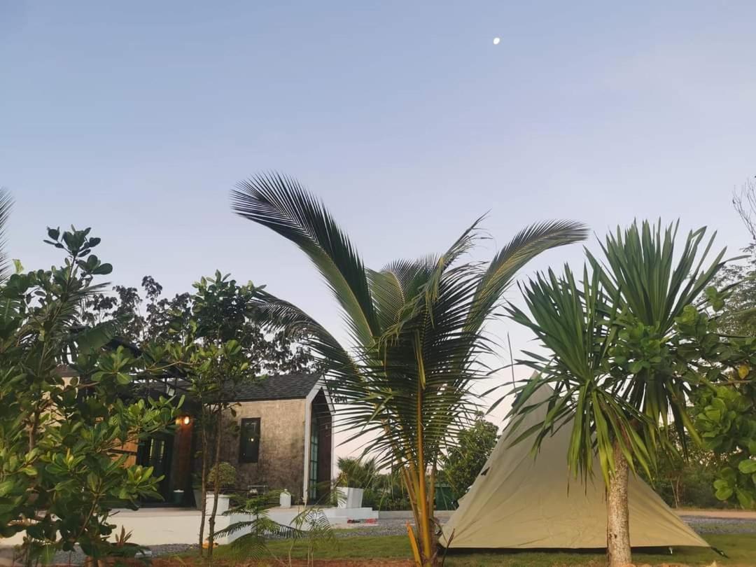 Holiday home Cana​ Garden​ House​ โฮมสเตย์​ Ban Khok